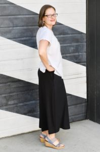 Sew a pair of super quick and easy on-trend bottoms with the brand-new womens culottes sewing pattern! Available in sizes XXS to 5XL